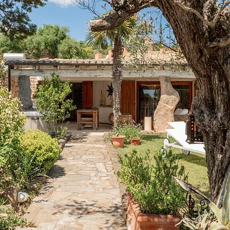 [villa Di Lusso Pantogia]con Giardino *