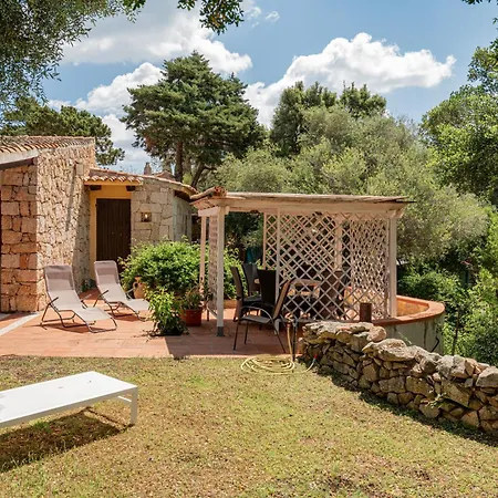 Vila Di Lusso Pantogiacon Giardino *
